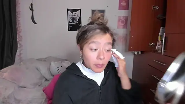 StephaniFox online show from February 17, 2026, 5:38 am