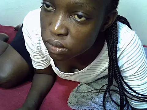 Snapshot of heather_savage chatting on September 20, 2025, 12:21 pm heather savage online show from September 20, 2025, 12:21 pm