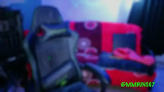 Snapshot of miacanela_xo chatting on November 9, 2025, 2:37 am miacanela xo online show from November 9, 2025, 2:37 am