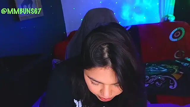 Snapshot of miacanela_xo chatting on October 7, 2025, 12:33 am miacanela xo online show from October 7, 2025, 12:33 am