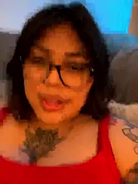 miacanela xo online show from April 28, 2026, 2:27 am