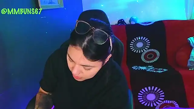 Snapshot of miacanela_xo chatting on September 29, 2025, 11:32 pm miacanela xo online show from September 29, 2025, 11:32 pm