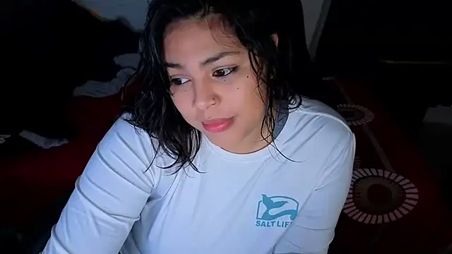 Snapshot of miacanela_xo chatting on June 21, 2026, 12:27 am miacanela xo online show from June 21, 2026, 12:27 am