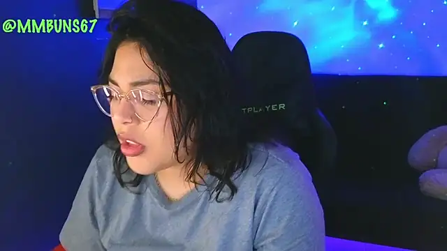 Snapshot of miacanela_xo chatting on September 16, 2025, 12:11 am miacanela xo online show from September 16, 2025, 12:11 am