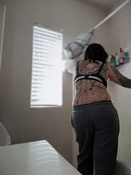 Snapshot of miacanela_xo chatting on March 16, 2025, 10:31 pm miacanela xo online show from March 16, 2025, 10:31 pm