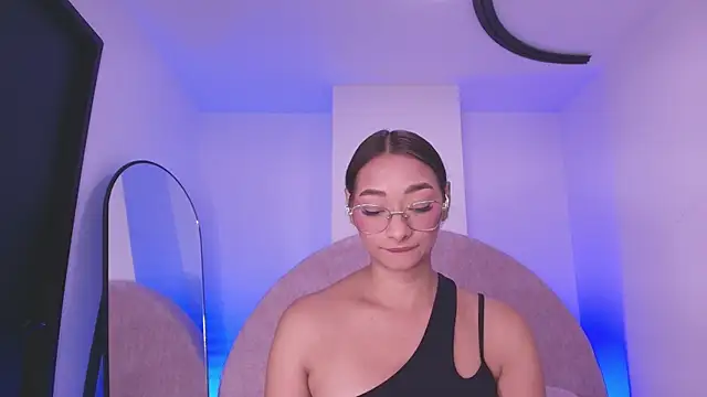 vale ross  online show from March 28, 2026, 3:07 am