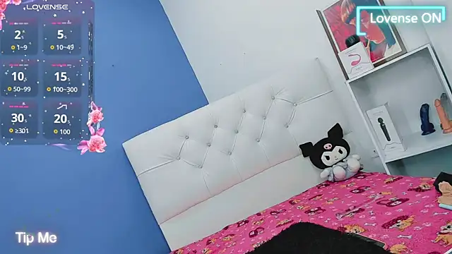 Snapshot of valentina_princess_ chatting on December 21, 2025, 6:37 am valentina princess online show from December 21, 2025, 6:37 am