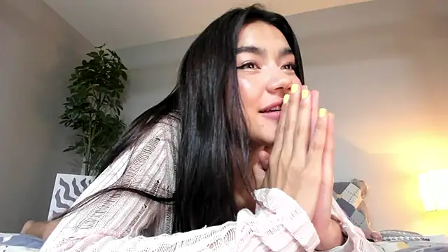 Snapshot of Shineel chatting on March 20, 2025, 7:47 am Shineel online show from March 20, 2025, 7:47 am