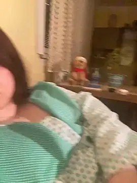 Leontina94 online show from February 13, 2026, 8:42 pm