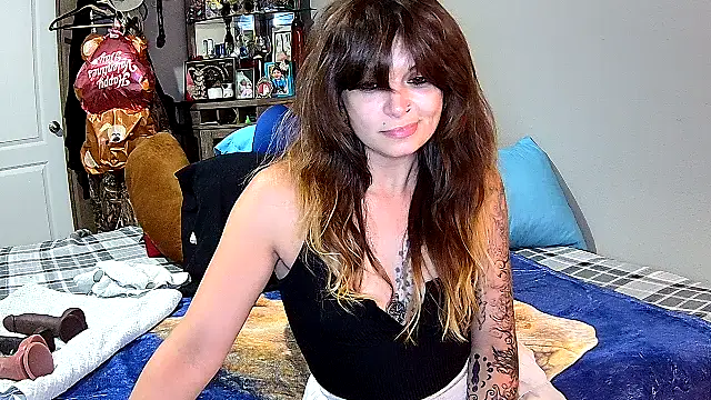 ZeelaXoXo online show from April 1, 2026, 6:04 am