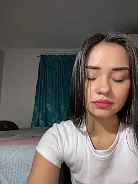 Kimmymadison- online show from March 22, 2026, 5:43 am