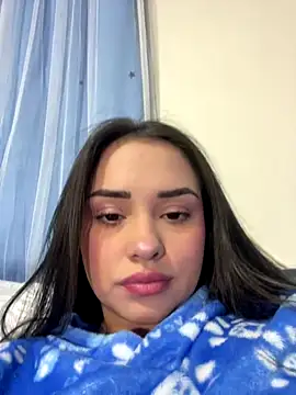 Kimmymadison- online show from October 22, 2025, 3:39 am