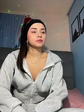 Kimmymadison- online show from October 12, 2025, 1:18 am