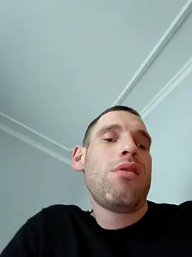 Snapshot of Bartzrl chatting on September 13, 2025, 7:52 am Bartzrl online show from September 13, 2025, 7:52 am