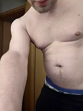 Snapshot of Bartzrl chatting on October 10, 2025, 5:47 pm Bartzrl online show from October 10, 2025, 5:47 pm