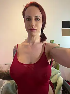 Snapshot of SmilingDutchie chatting on February 13, 2025, 10:54 pm SmilingDutchie online show from February 13, 2025, 10:54 pm