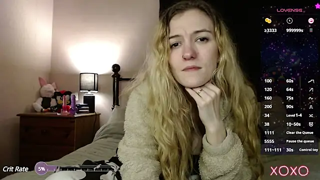 Snapshot of EllieeRose chatting on March 12, 2025, 4:51 am EllieeRose online show from March 12, 2025, 4:51 am