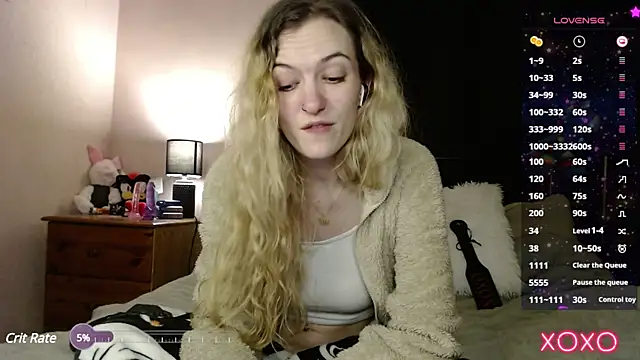 Snapshot of EllieeRose chatting on March 18, 2025, 6:06 am EllieeRose online show from March 18, 2025, 6:06 am