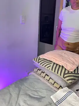 Snapshot of ANA_CARTER chatting on October 11, 2025, 11:39 pm ANA CARTER online show from October 11, 2025, 11:39 pm