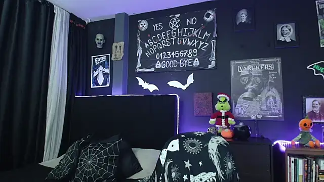 Snapshot of Goddess_Mortem chatting on December 15, 2025, 10:59 pm Goddess Mortem online show from December 15, 2025, 10:59 pm