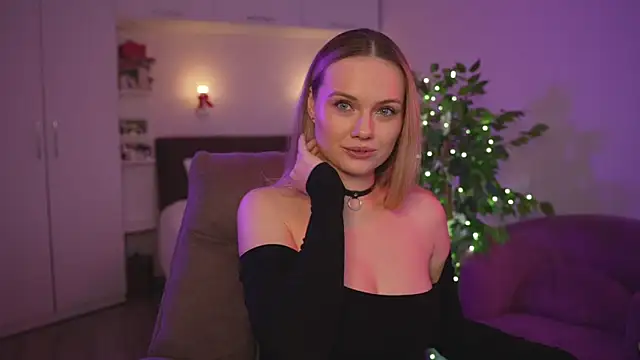 Snapshot of Naughty_mooncake chatting on January 6, 2025, 12:35 pm Naughty mooncake online show from January 6, 2025, 12:35 pm