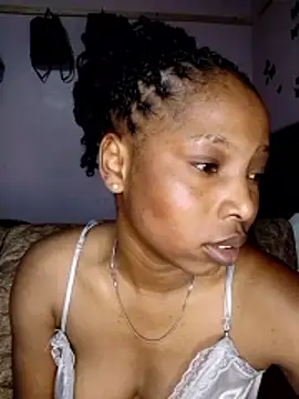 SweetWhisper online show from November 13, 2025, 10:19 am