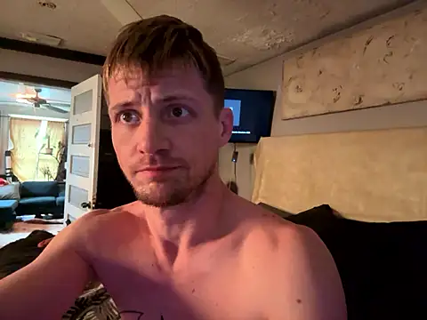 Snapshot of trash4cash chatting on February 25, 2026, 4:18 pm trash4cash online show from February 25, 2026, 4:18 pm