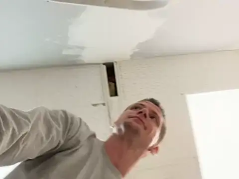 Snapshot of trash4cash chatting on October 28, 2025, 3:29 am trash4cash online show from October 28, 2025, 3:29 am