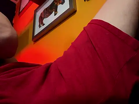 Snapshot of trash4cash chatting on January 7, 2026, 3:33 am trash4cash online show from January 7, 2026, 3:33 am