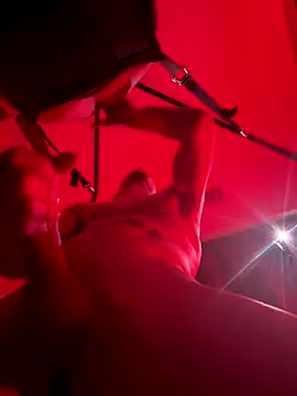 Snapshot of trash4cash chatting on November 15, 2025, 4:22 pm trash4cash online show from November 15, 2025, 4:22 pm