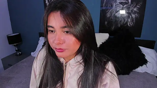 Snapshot of Liana_Bernocchi chatting on March 16, 2025, 8:32 pm Liana Bernocchi online show from March 16, 2025, 8:32 pm