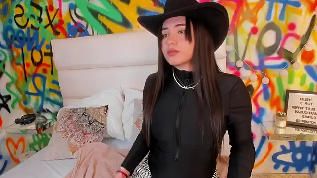 Snapshot of Liana_Bernocchi chatting on November 22, 2025, 9:02 pm Liana Bernocchi online show from November 22, 2025, 9:02 pm