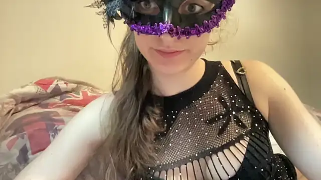 lexihot0000 online show from February 10, 2026, 3:22 pm