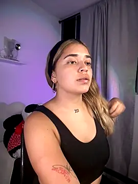 JoselinFlower  online show from November 6, 2025, 2:26 am