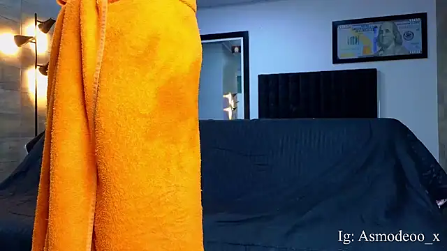 Snapshot of AsmodeoCox chatting on October 1, 2025, 9:25 am AsmodeoCox online show from October 1, 2025, 9:25 am