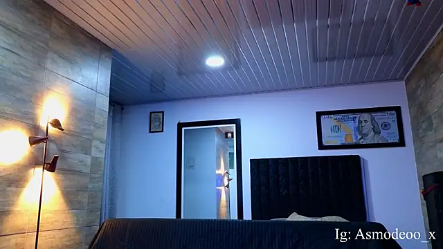 Snapshot of AsmodeoCox chatting on September 18, 2025, 11:41 pm AsmodeoCox online show from September 18, 2025, 11:41 pm