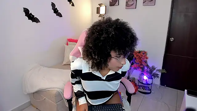 mulata 1ch online show from November 5, 2025, 12:14 am