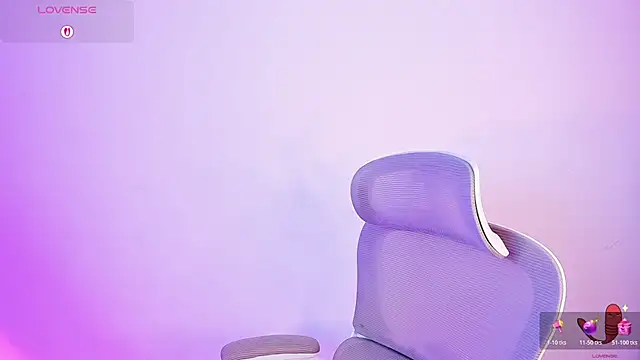 sofiaa grey  online show from November 14, 2025, 12:53 pm