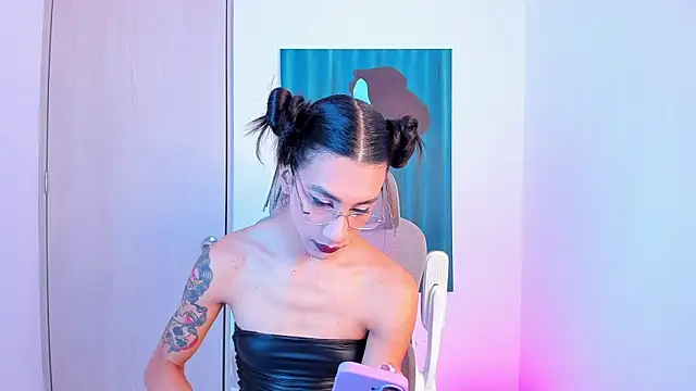 Snapshot of sofiaa_grey_ chatting on April 21, 2026, 4:02 pm sofiaa grey online show from April 21, 2026, 4:02 pm