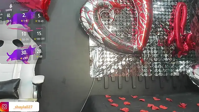 Shayla27 online show from February 11, 2025, 1:09 pm