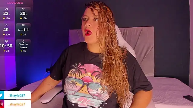 Shayla27 online show from February 11, 2026, 1:11 pm