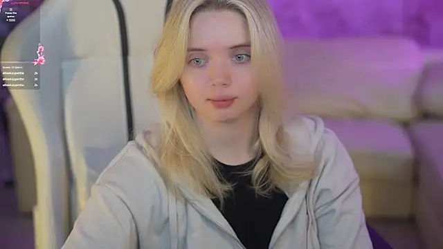 Cassy-Celestial  online show from February 27, 2025, 11:59 pm