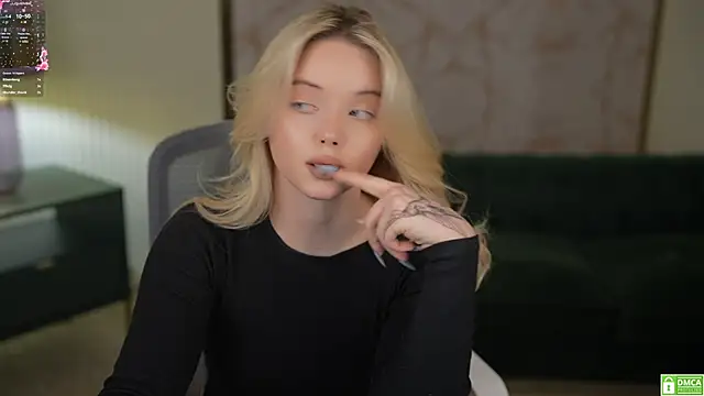 Cassy-Celestial  online show from February 27, 2025, 6:02 am