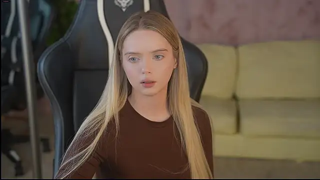 Cassy-Celestial  online show from November 4, 2025, 8:40 am