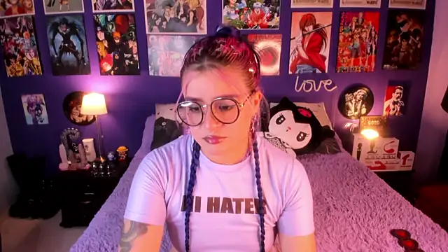 anne cross online show from September 10, 2025, 11:26 pm