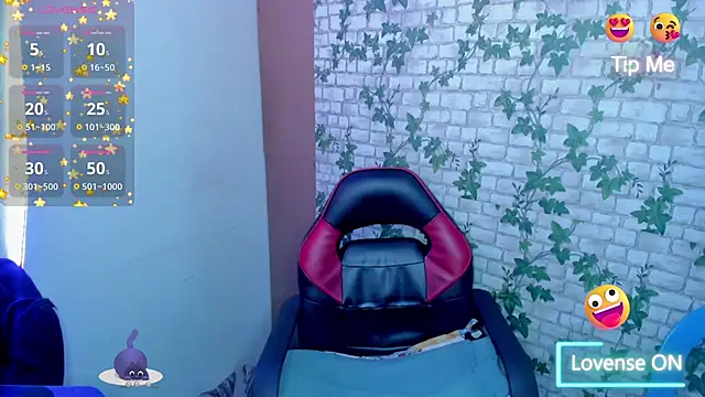 Snapshot of MIABOOBS__ chatting on November 26, 2025, 6:02 am MIABOOBS online show from November 26, 2025, 6:02 am