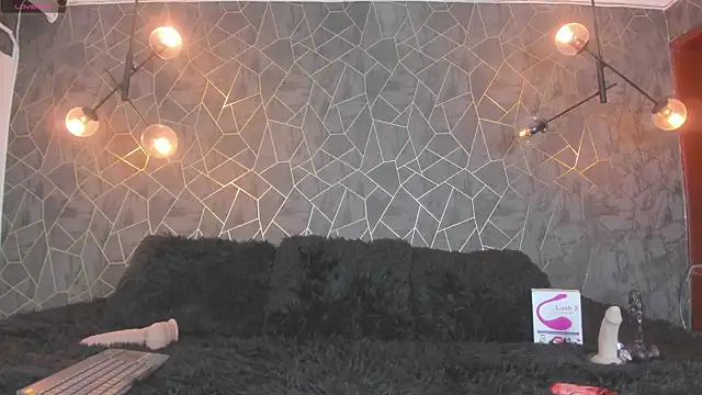 Snapshot of leigh-angels chatting on January 9, 2026, 11:22 pm leigh-angels online show from January 9, 2026, 11:22 pm