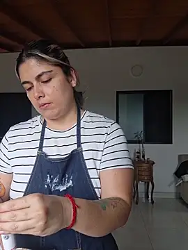 Snapshot of Juliietha_servas chatting on March 12, 2026, 5:28 pm Juliietha servas online show from March 12, 2026, 5:28 pm