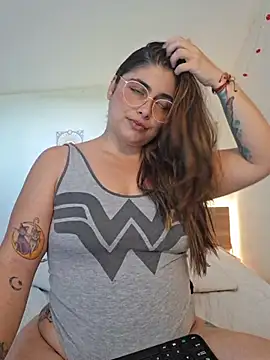 Snapshot of Juliietha_servas chatting on October 13, 2025, 9:49 pm Juliietha servas online show from October 13, 2025, 9:49 pm