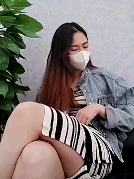 Snapshot of Kathylove_2023 chatting on December 15, 2025, 8:42 am Kathylove 2023 online show from December 15, 2025, 8:42 am